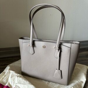 Tory Burch Robinson Tote